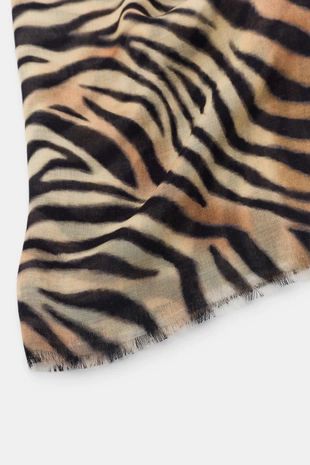 Шарф из модала и шелка с анималистическим принтом- Заказать в России