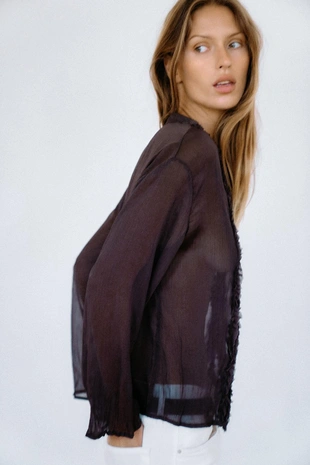 Блуза с воланами- Заказать в России