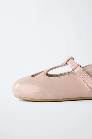 Туфли-балетки с застежкой на липучке t-bar- Заказать в России