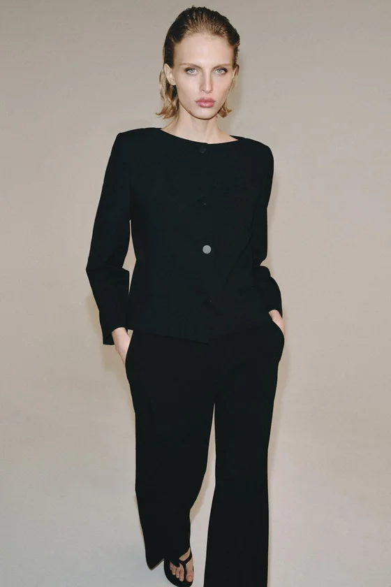 КУРТКА НА ПУГОВИЦАХ — коллекция Zara «ZW»