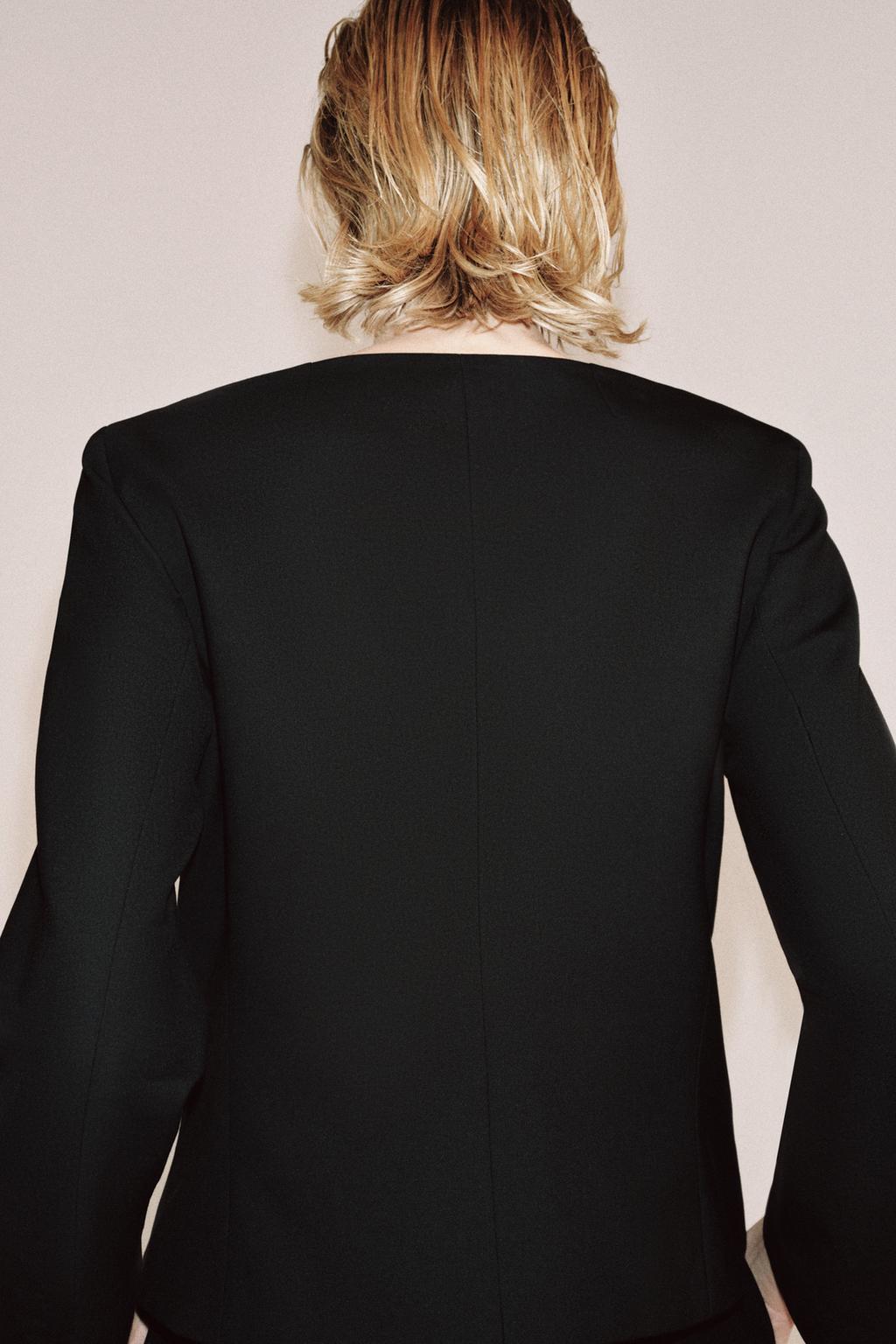 КУРТКА НА ПУГОВИЦАХ — коллекция Zara «ZW»