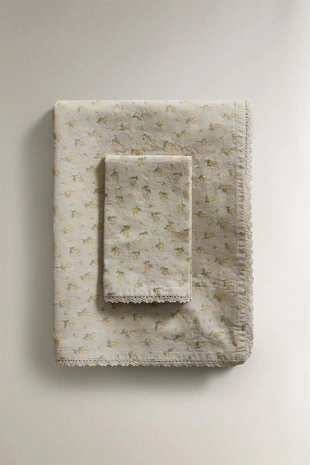 Скатерть wildflower с кружевным краем- Заказать в России