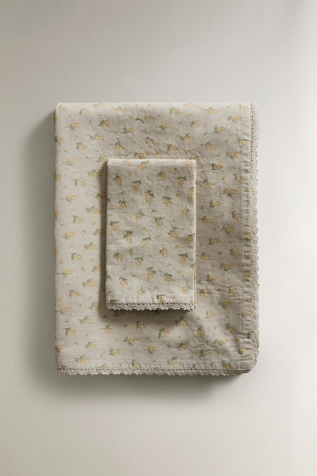 Скатерть wildflower с кружевным краем