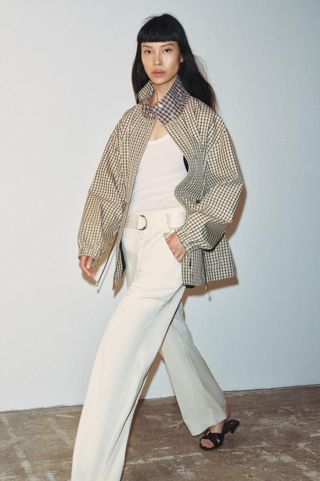 КУРТКА В КЛЕТКУ С ВЫСОКИМ ВОРОТНИКОМ