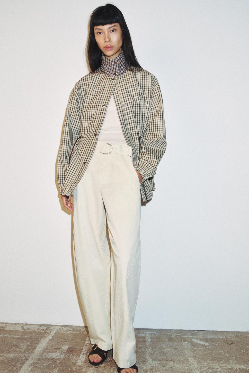 КУРТКА В КЛЕТКУ С ВЫСОКИМ ВОРОТНИКОМ