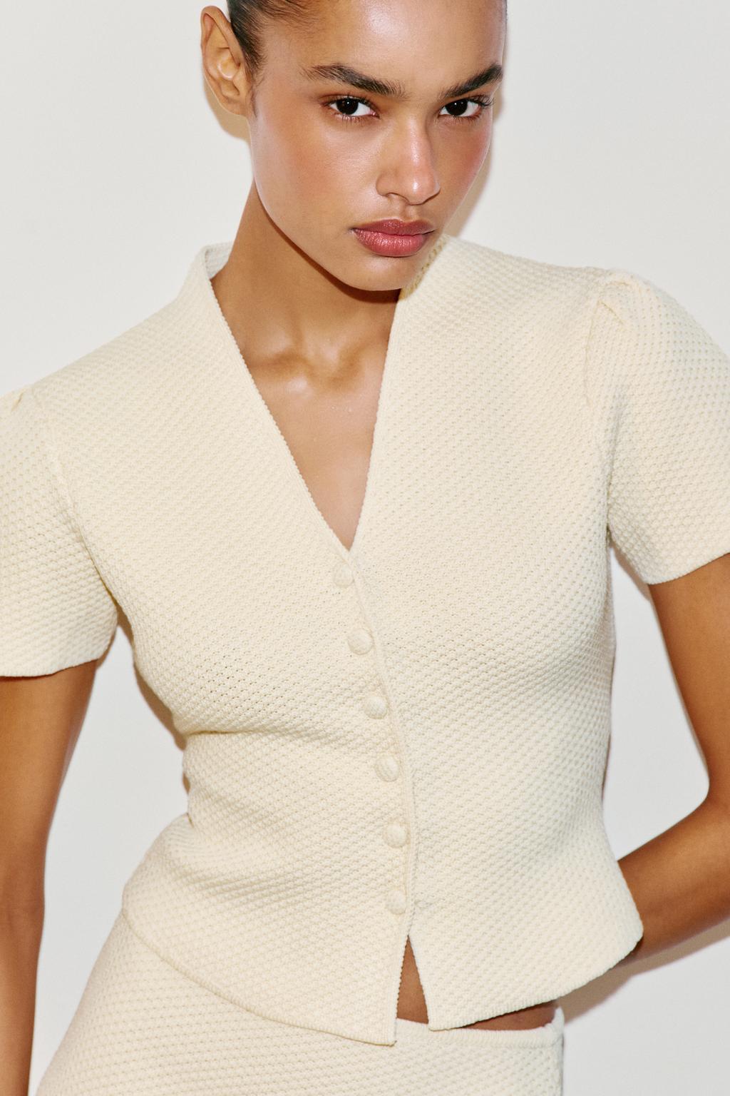 ВЯЗАНЫЙ ЖАКЕТ