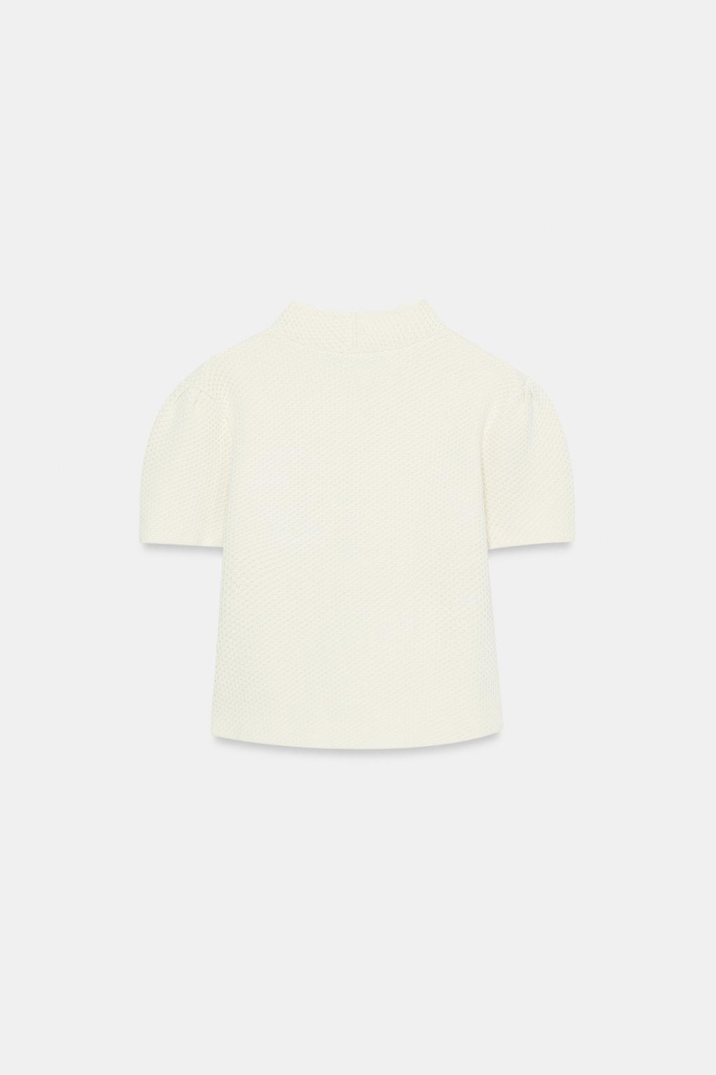 ВЯЗАНЫЙ ЖАКЕТ