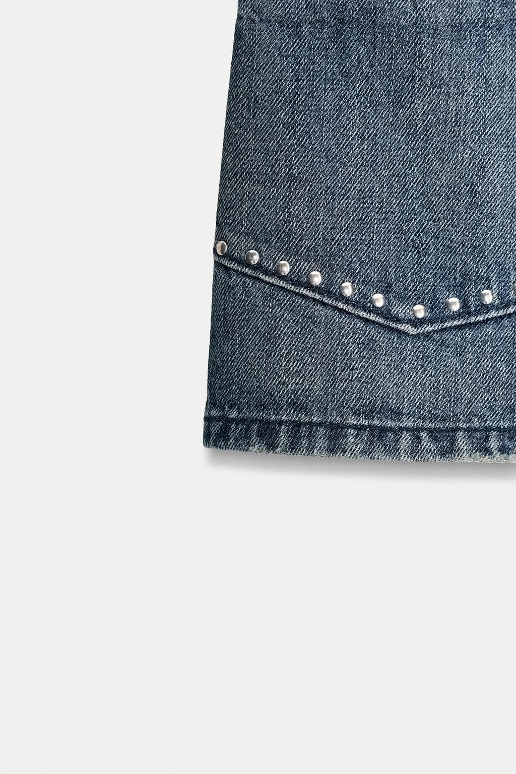 ДЖИНСОВЫЕ ШОРТЫ TRF С ЗАКЛЕПКАМИ