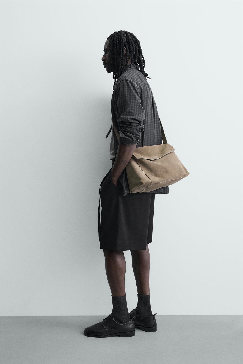 ШОРТЫ  С СКЛАДКАМИ И ПОЯСОМ