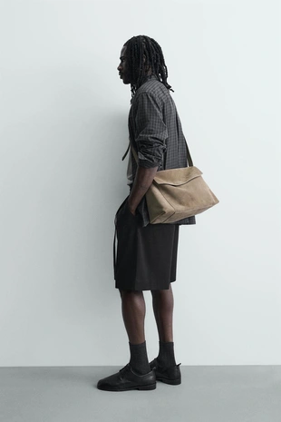 Шорты  с складками и поясом- Заказать в России