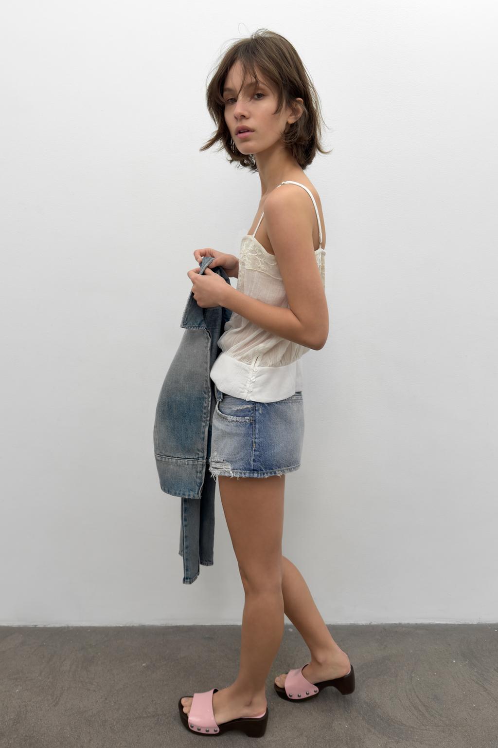 ТОП ИЗ ГАЗА С ВЫШИВКОЙ