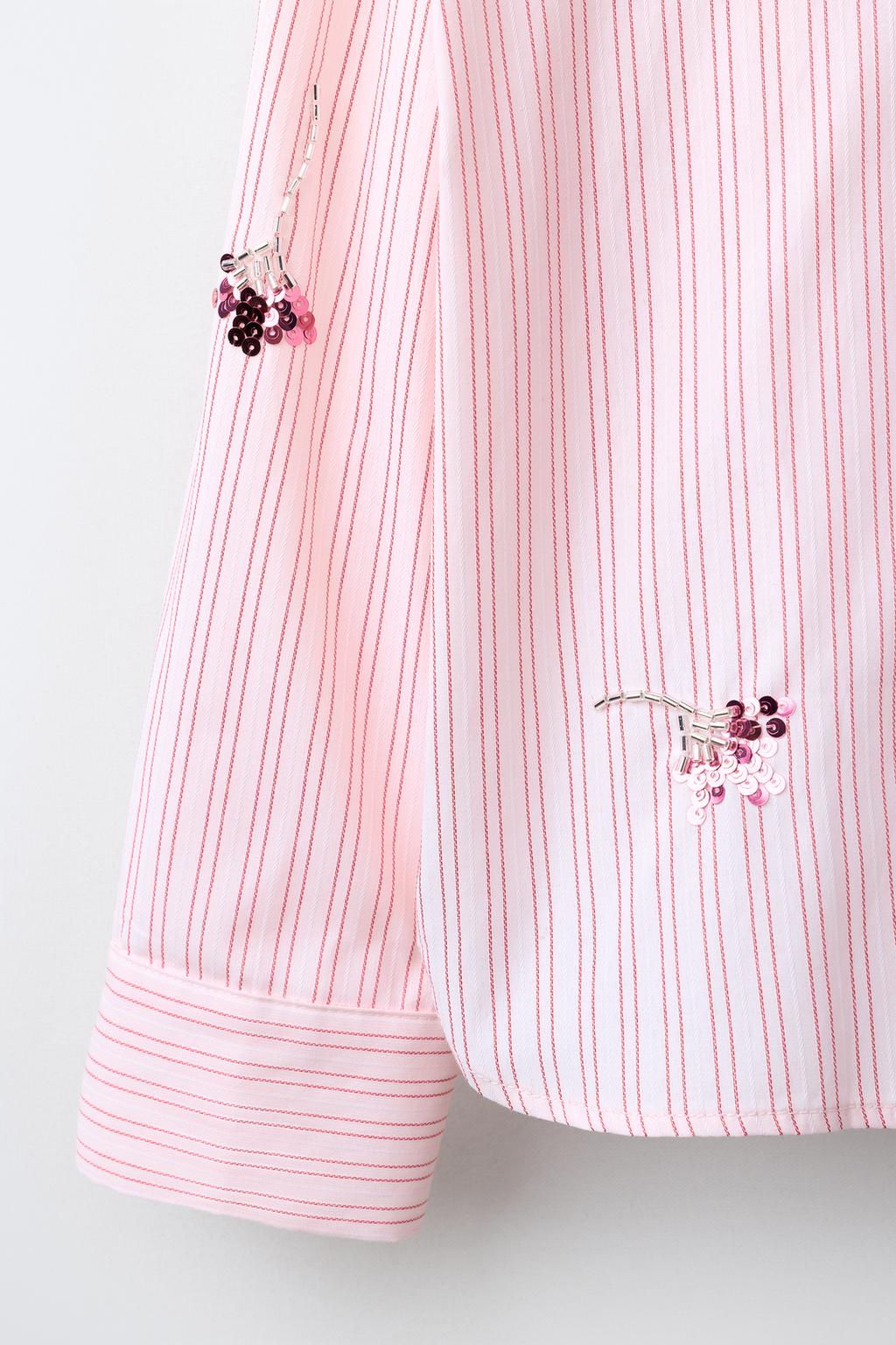 РУБАШКА И ТОП В ПОЛОСКУ С ЦВЕТАМИ И ПАЙЕТКАМИ