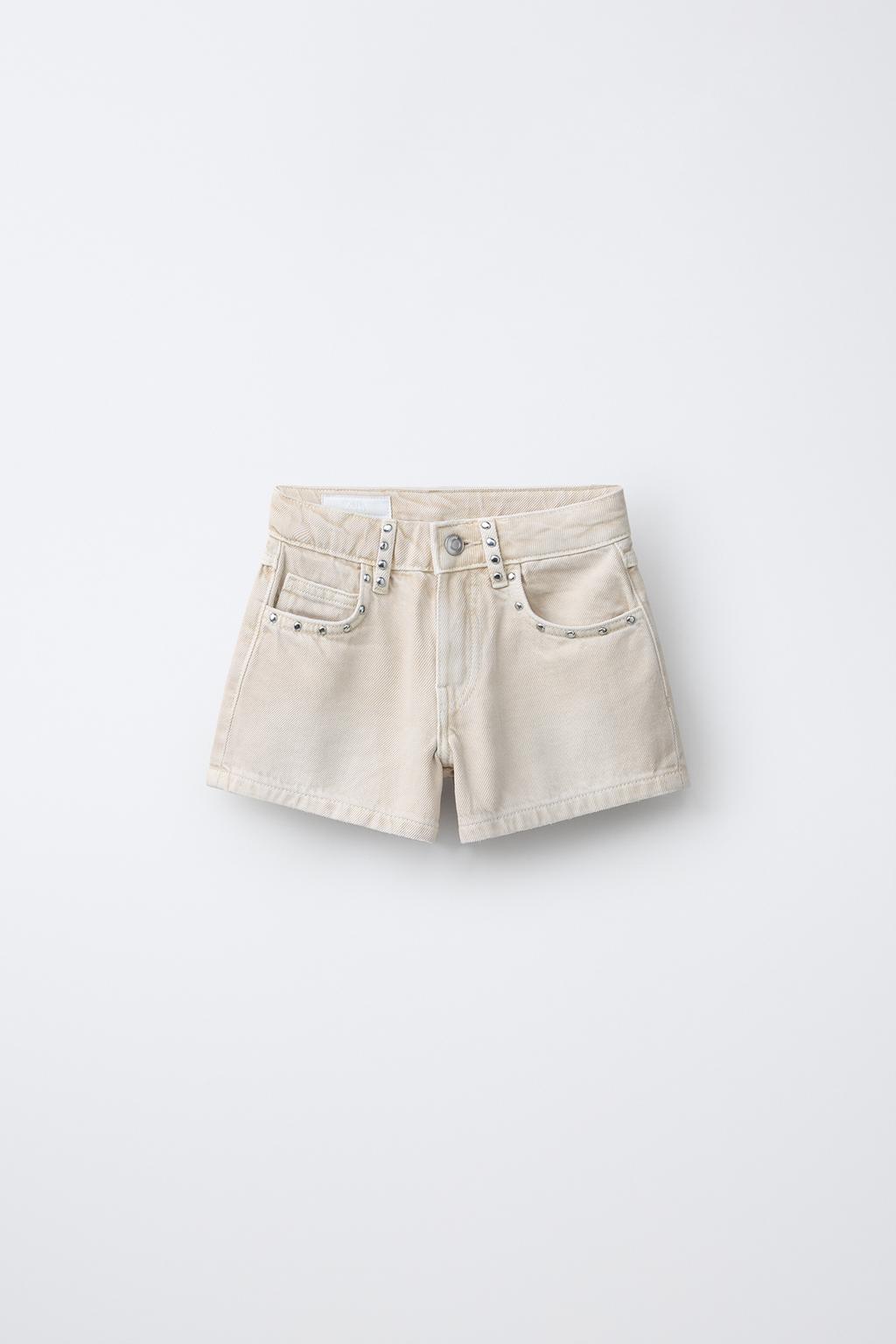 ДЖИНСОВЫЕ ШОРТЫ С ЗАКЛЕПКАМИ И ЗВЕЗДАМИ