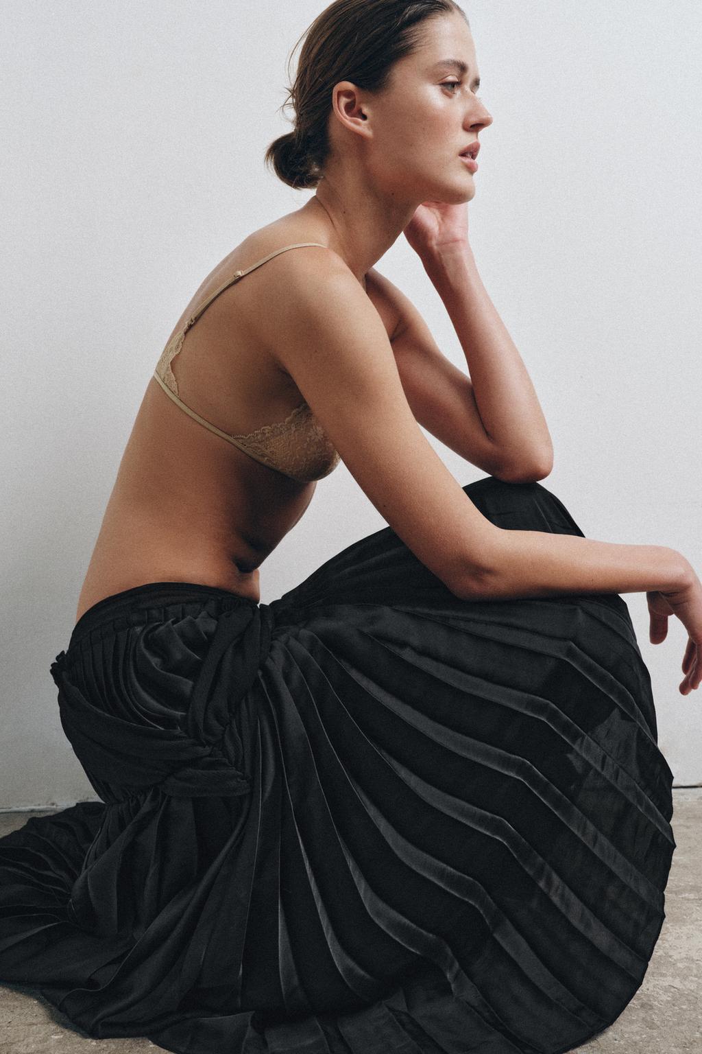 ЮБКА МИДИ С КОМБИНИРОВАННЫМИ СКЛАДКАМИ