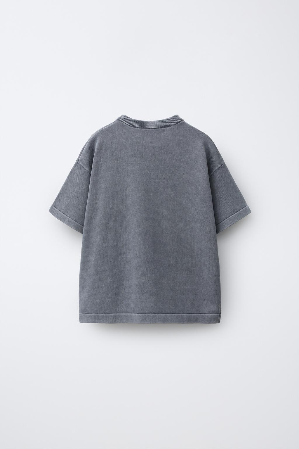 ФУТБОЛКА ИЗ ТРИКОТАЖА С ЭФФЕКТОМ ПОТЕРТОСТИ