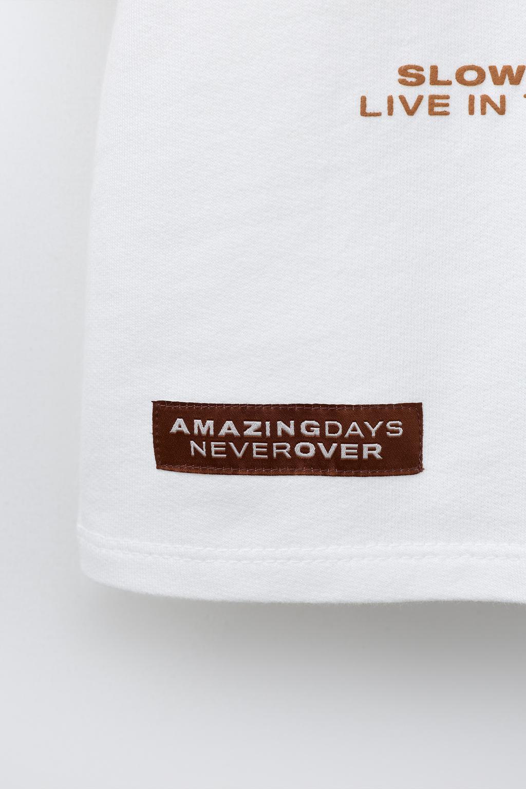 ФУТБОЛКА С ГРАФФИТИ-ПРИНТОМ