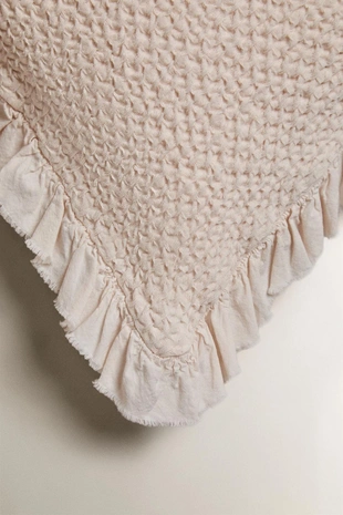 Детский чехол для подушки с рюшей и вельветовой текстурой- Заказать в России