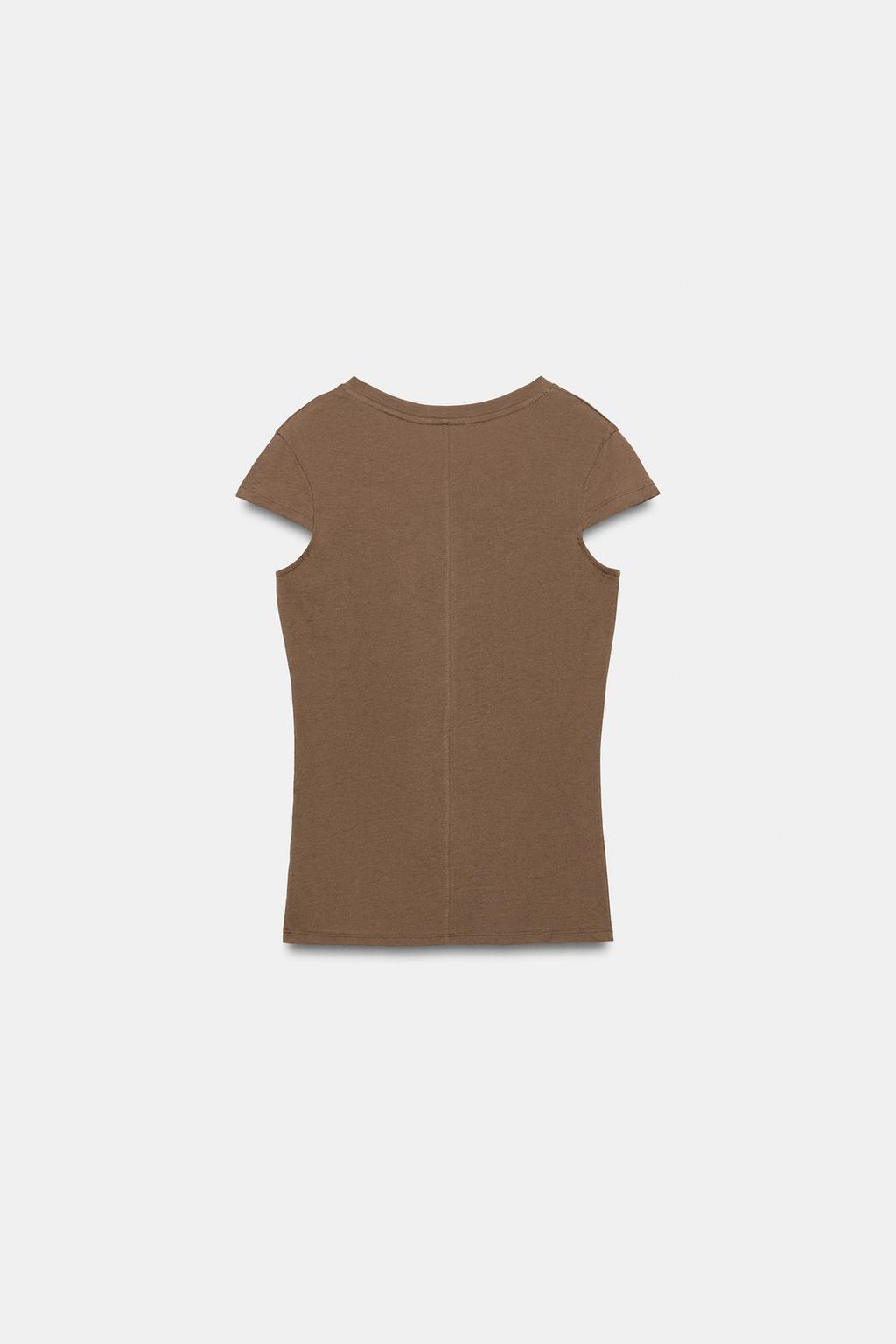 МИНИМАЛИСТИЧНАЯ ФУТБОЛКА С КОРОТКИМИ РУКАВАМИ