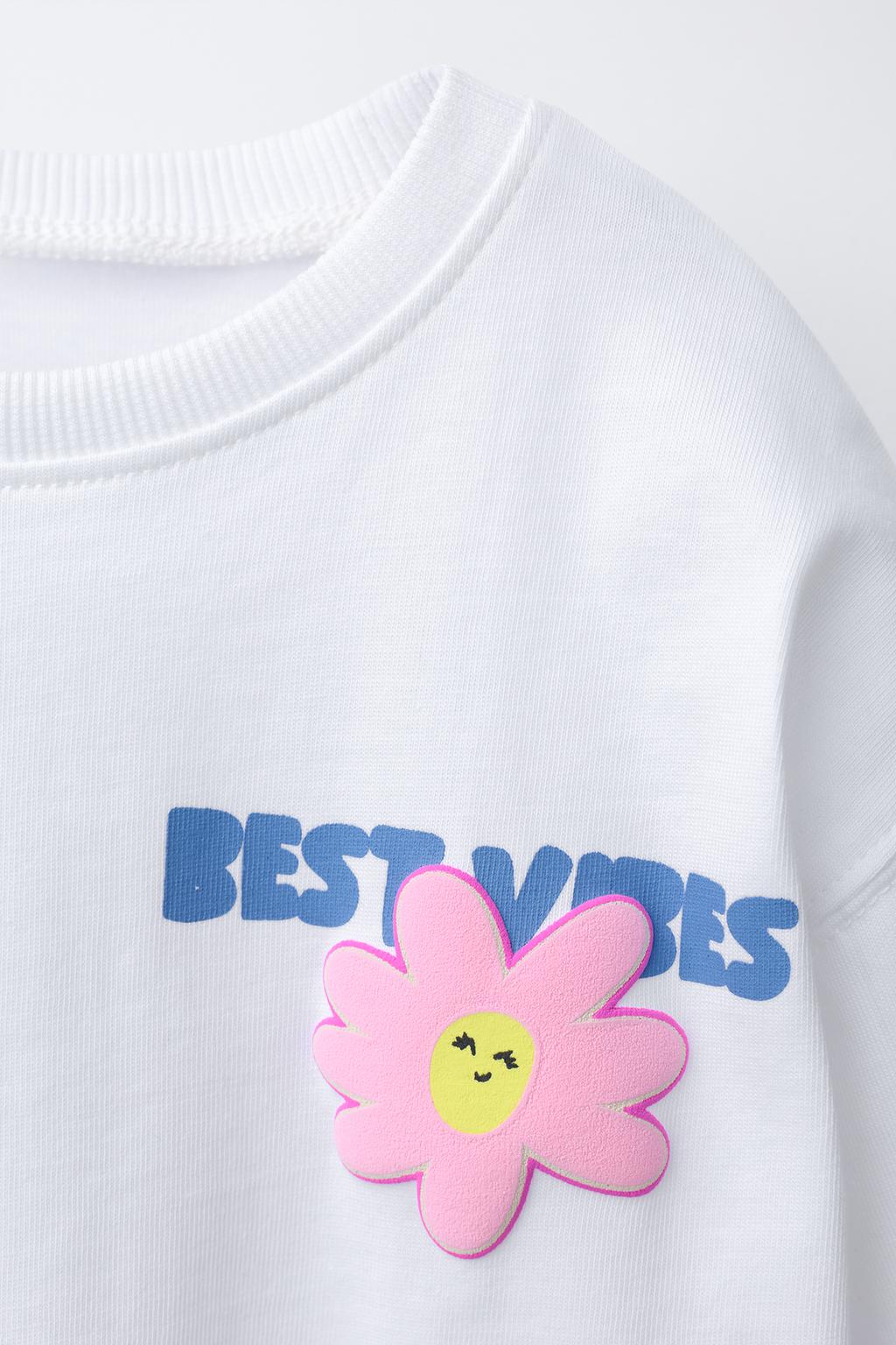 ФУТБОЛКА СО СТИКЕРАМИ