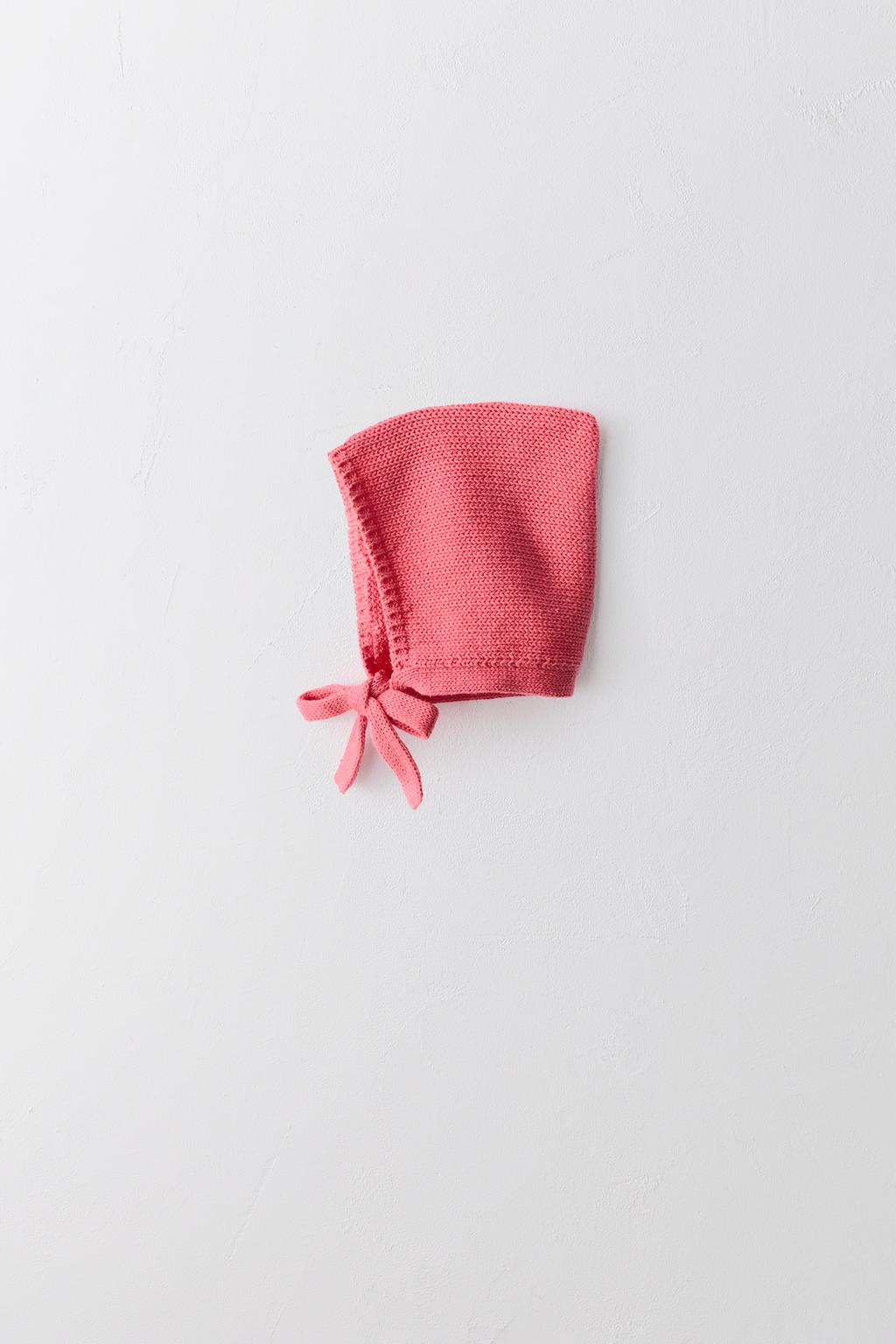 Вязаная шапочка из хлопка limited edition