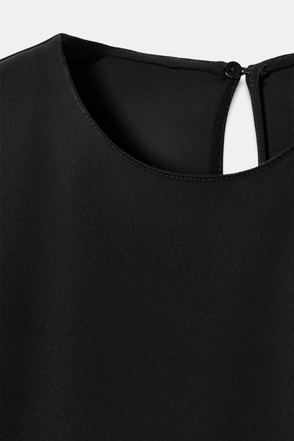 КОРОТКОЕ ПЛАТЬЕ С АСИММЕТРИЧНЫМ НИЗОМ