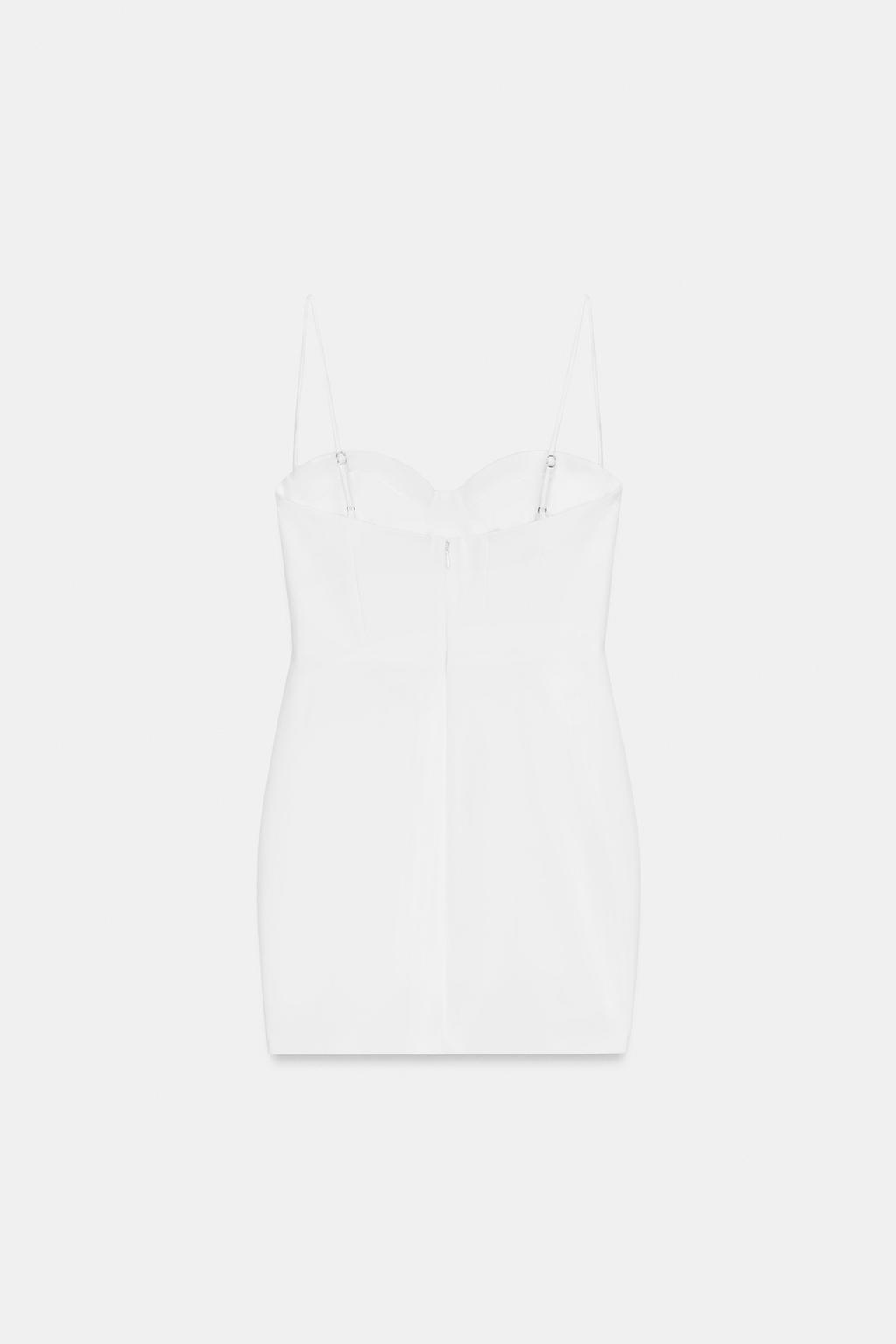 МИНИ-ПЛАТЬЕ НА БРЕТЕЛЯХ