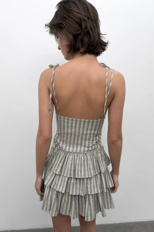 Мини-платье в клетку с воланами- Заказать в России