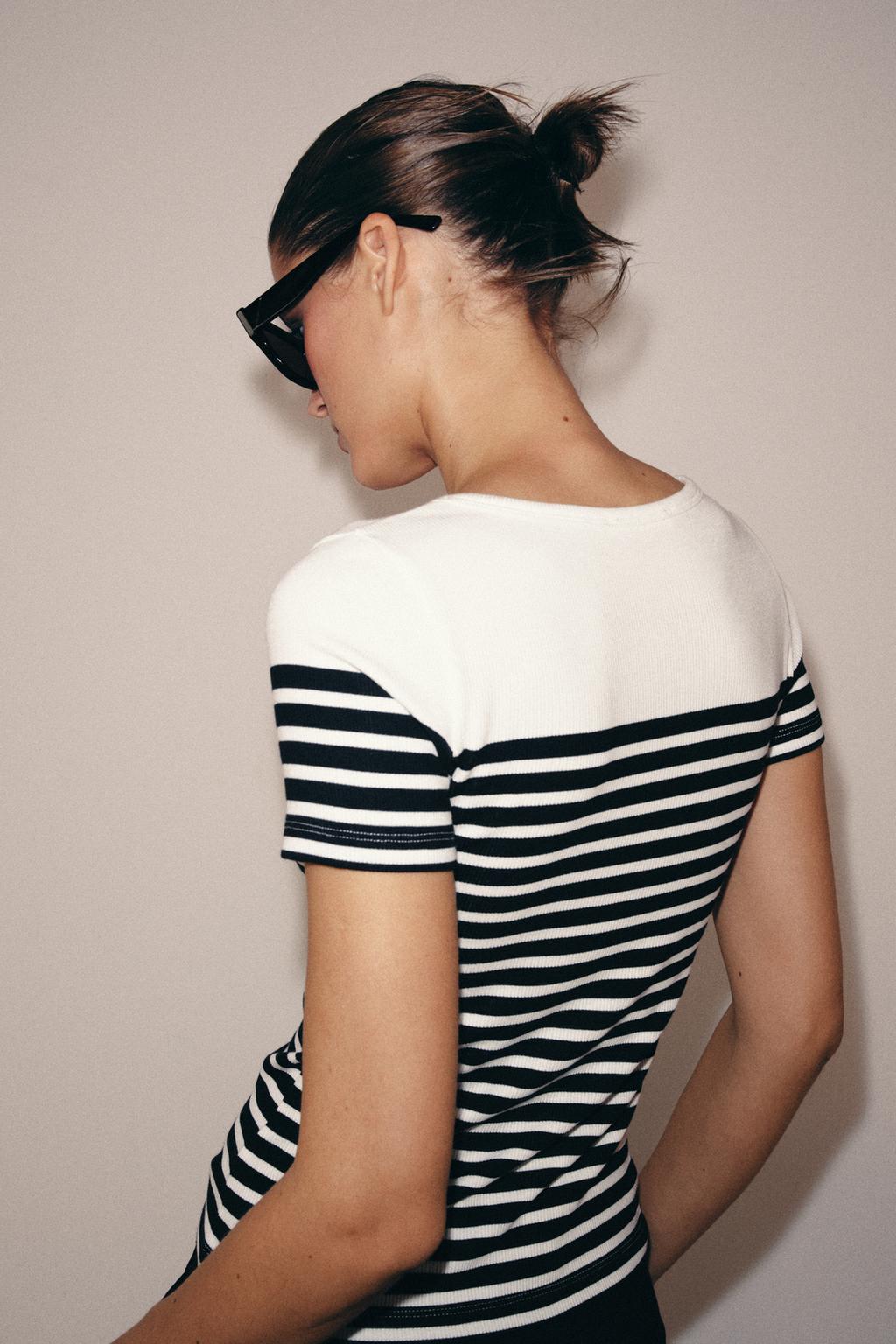 ФУТБОЛКА В ПОЛОСКУ С КОРОТКИМ РУКАВОМ