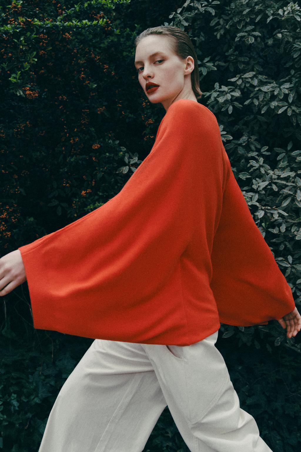 СВИТЕР С РУКАВАМИ «ЛЕТУЧАЯ МЫШЬ»