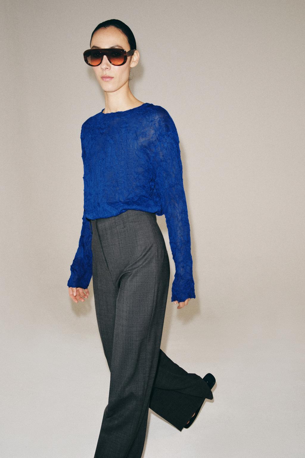 СВИТЕР С ЭФФЕКТОМ МЯТОЙ ТКАНИ