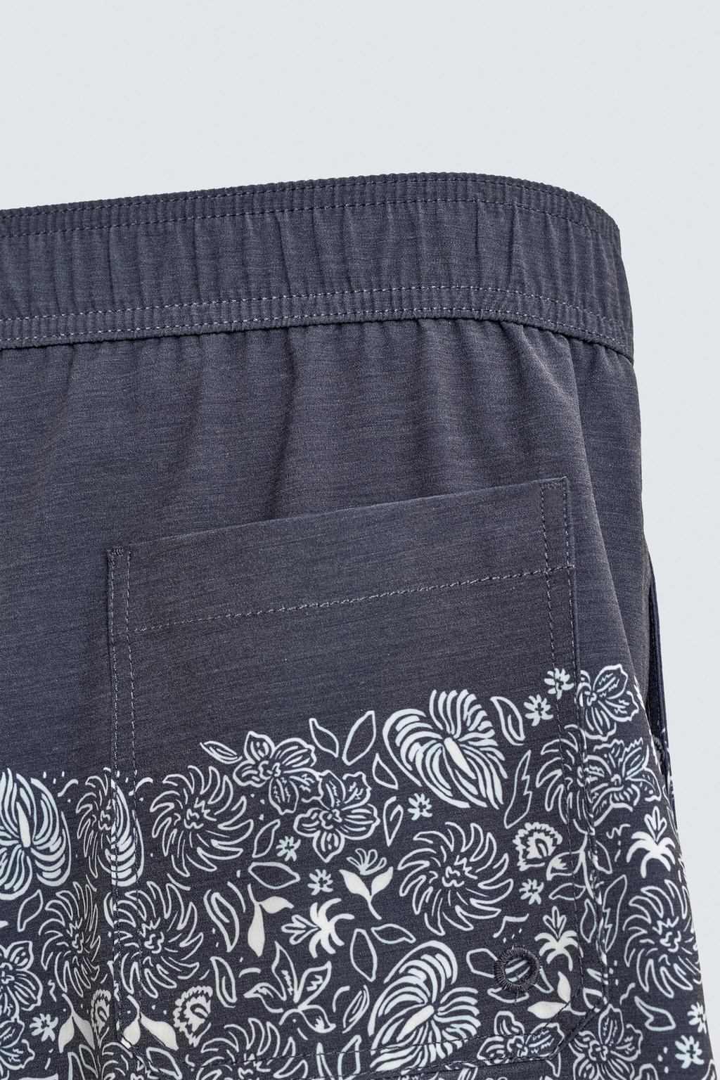 ДЛИННЫЕ ПЛАВКИ С ЦВЕТОЧНЫМ ПРИНТОМ