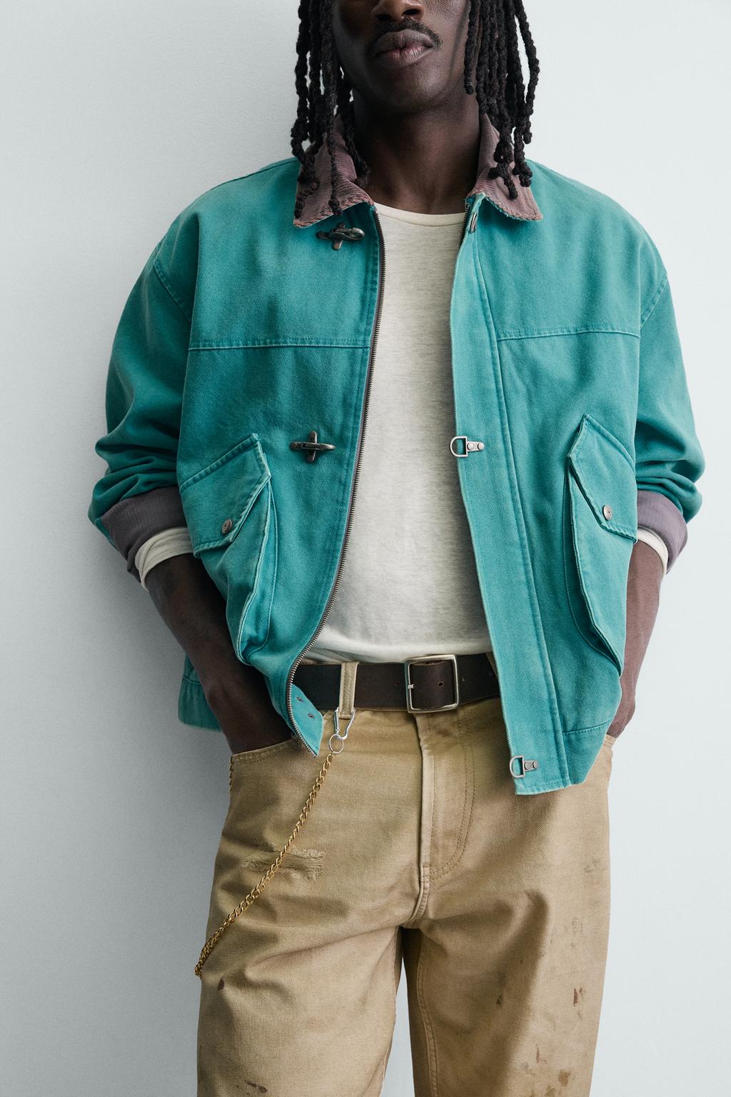 КУРТКА  С НАКИДКОЙ И ЗАСТЕЖКАМИ