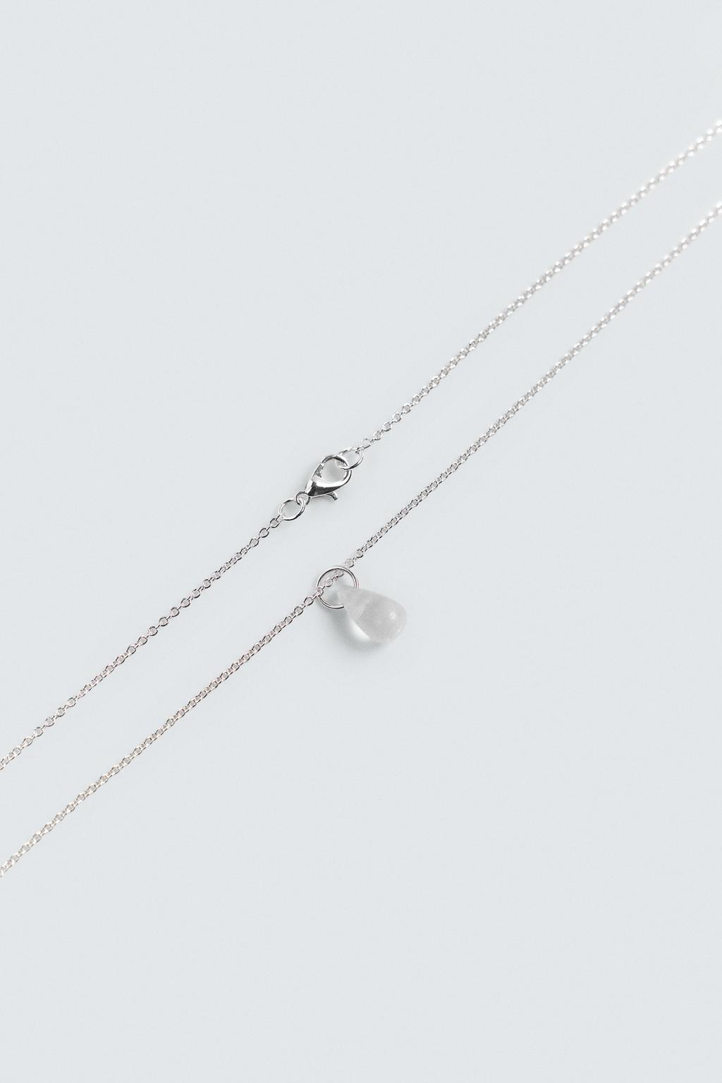 Цепочка с подвеской из камня