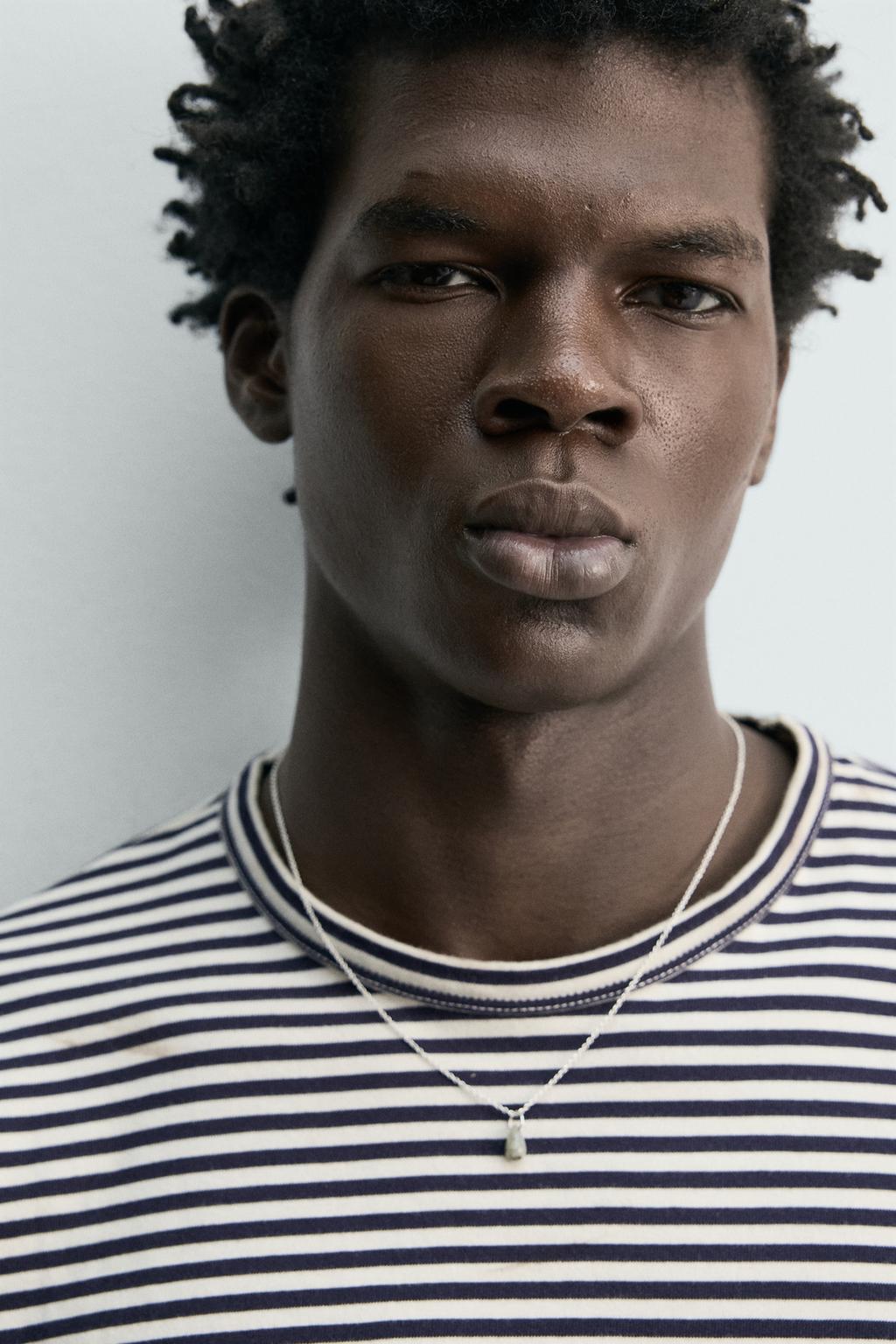 Цепочка с подвеской из камня