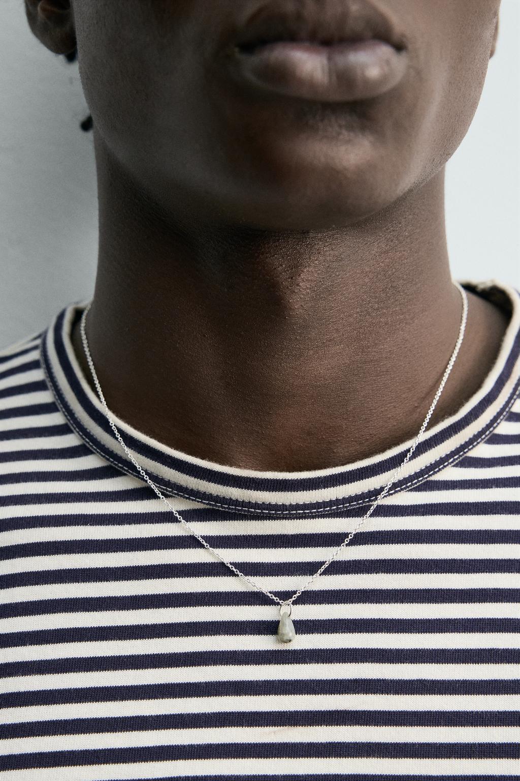 Цепочка с подвеской из камня