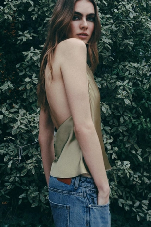 Атласный топ с горловиной халтер- Заказать в России