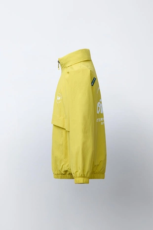 Легкая куртка - Заказать в России