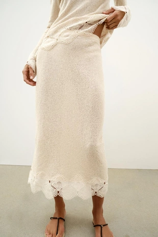 Юбка из ткани рустик с кружевом кроше- Заказать в России