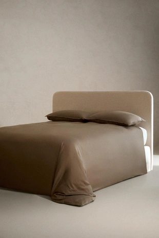 Покрывало из атласа с жаккардовым рисунком (300 ниток)- Заказать в России