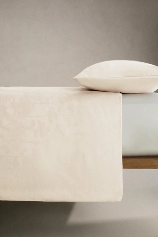 Покрывало из жаккардового сатина- Заказать в России