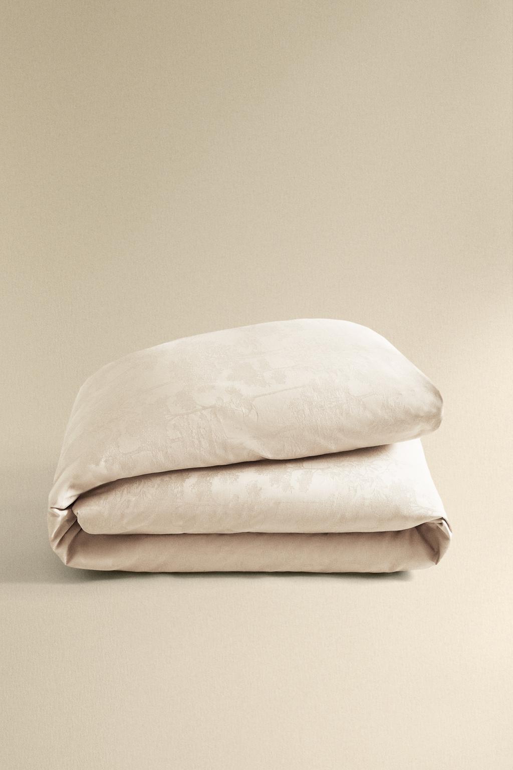 Покрывало из жаккардового сатина