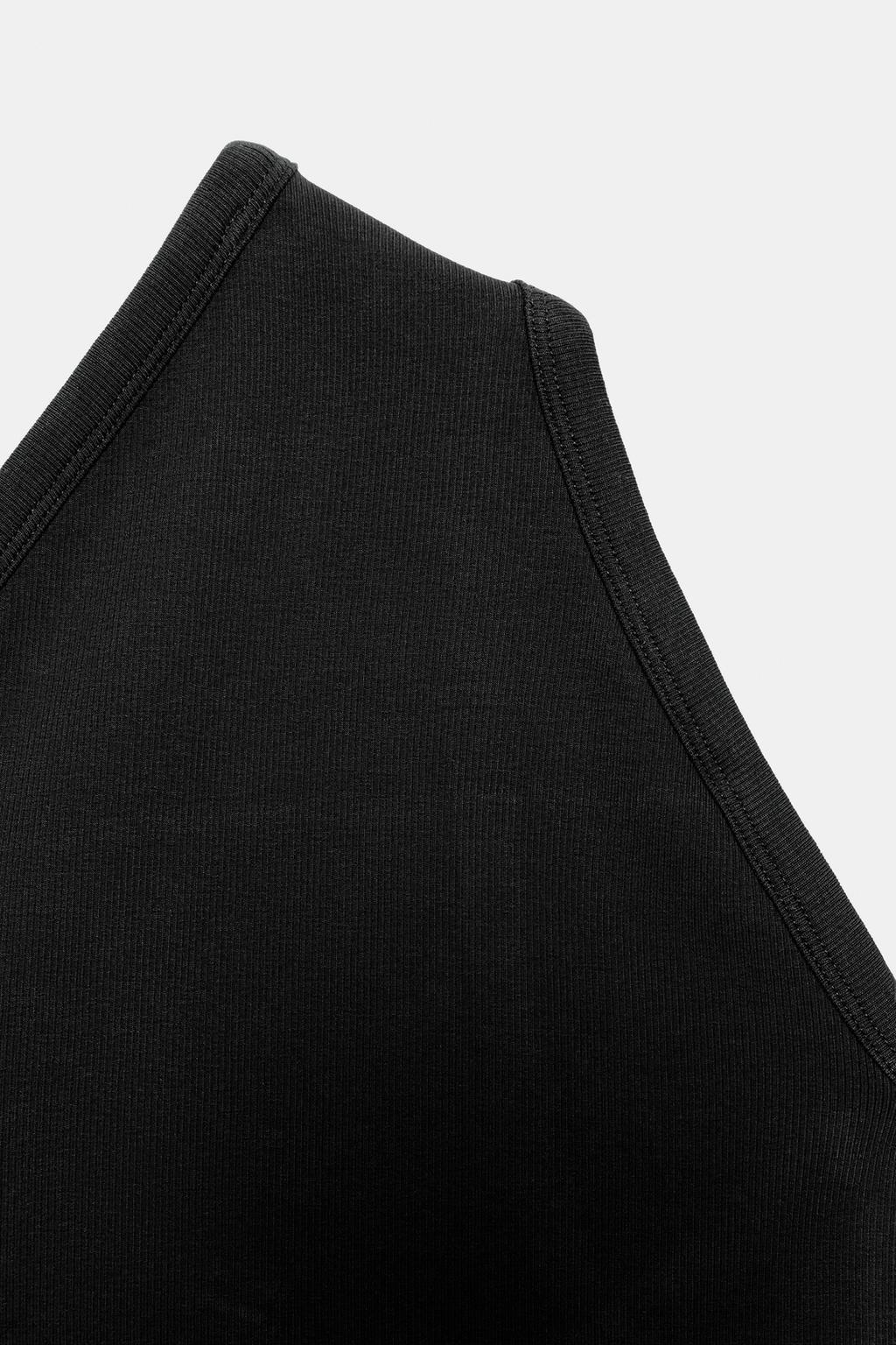 Боди с асимметричным вырезом