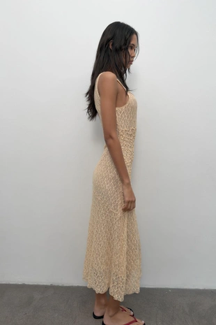 Платье миди с жатым кружевом- Заказать в России