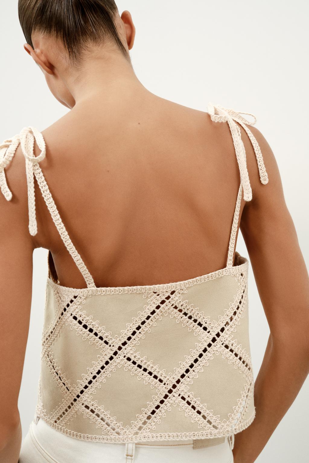 ТОП В СТИЛЕ ПЭЧВОРК НА БРЕТЕЛЯХ