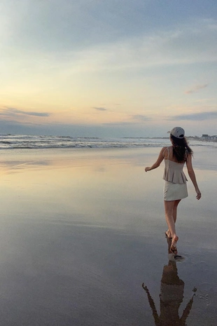 Топ с баской на бретелях- Заказать в России