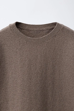 Плетёная футболка с круглым вырезом