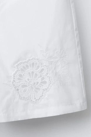 Бермуды из поплина с вышитым цветком- Заказать в России