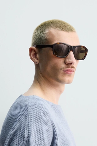 Солнцезащитные очки овальной формы- Заказать в России