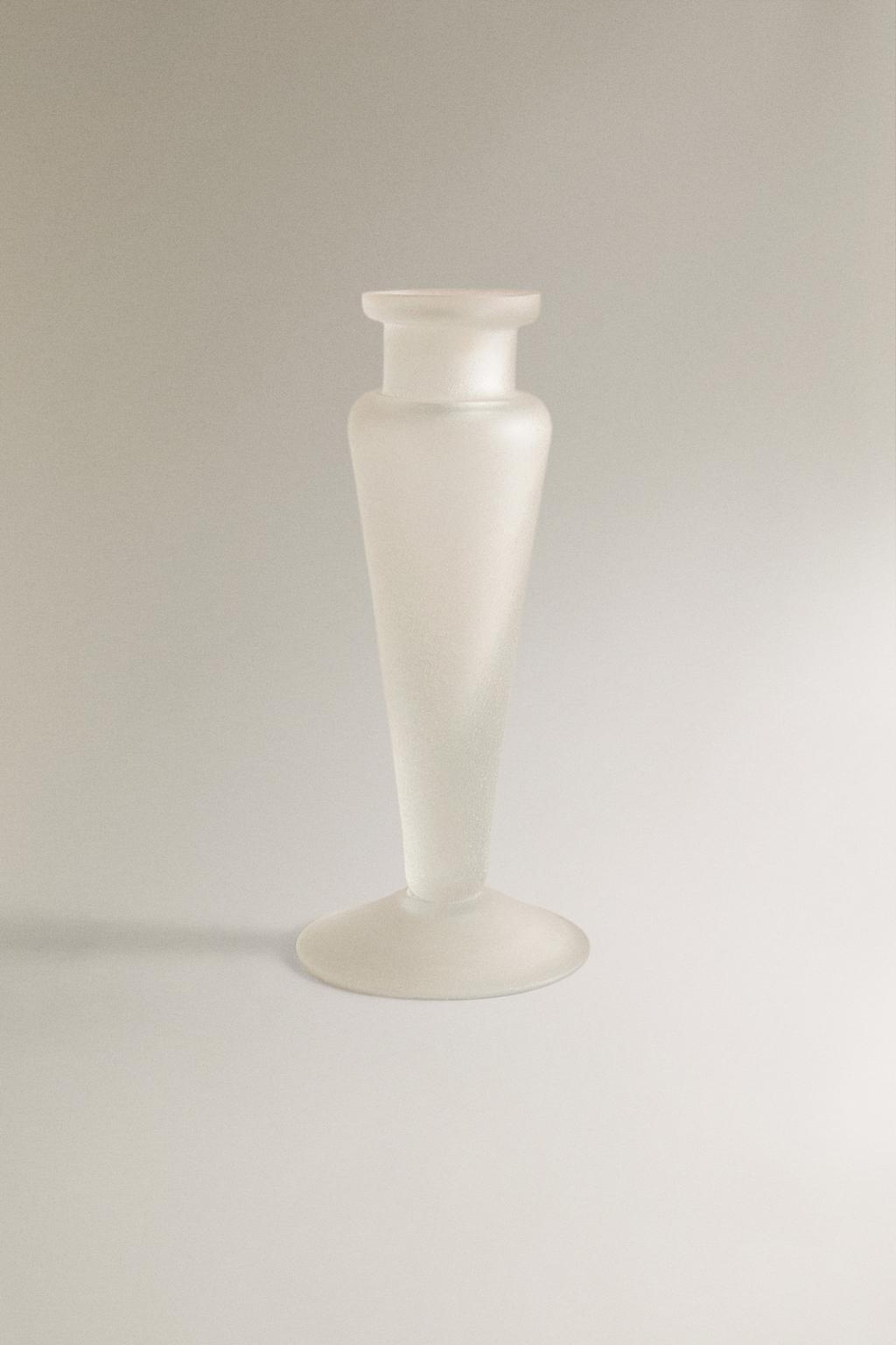 Стеклянный подсвечник с матовым покрытием i colin king