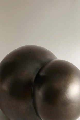 Декоративный предмет из латуни petit brass object i colin king- Заказать в России